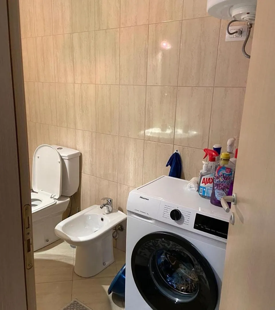 Liam Apartment Vlorë アルバニア