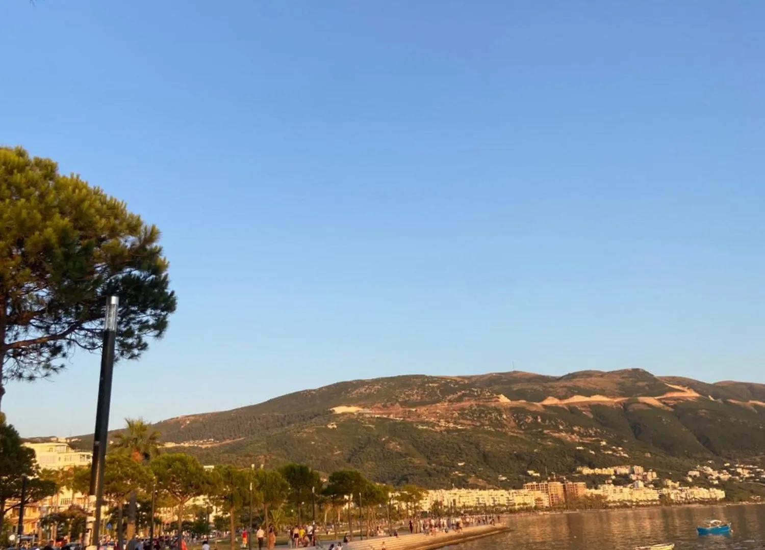 Liam Apartment Vlorë アルバニア